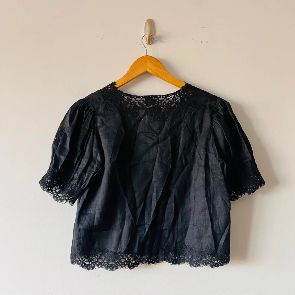 Doen Black Lace-Trim Puff-Sleeve Blouse